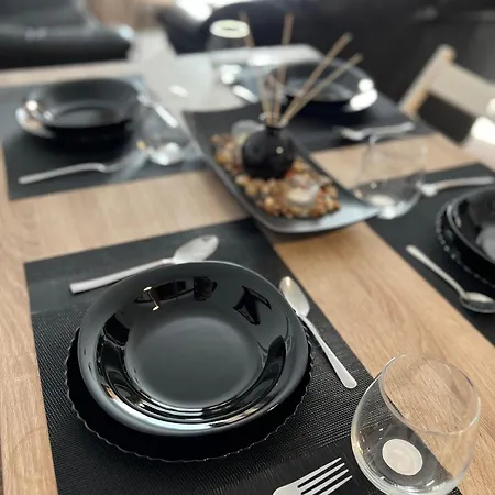 Διαμέρισμα Balkon Bliss - Modern 1-br In Central *
